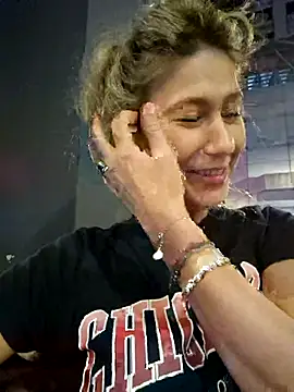 CelynaRoss online show from 01-17-26, 02:44