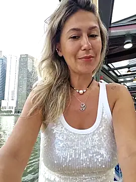 CelynaRoss online show from 02-27-26, 10:04