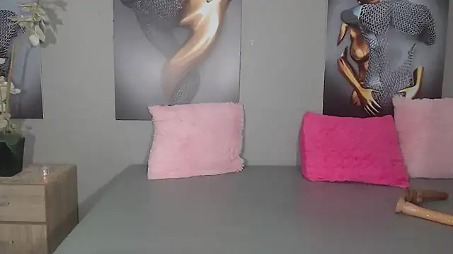 AntonellaBlanc online show from 03-31-26, 02:39