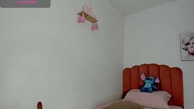 julieth sanzz online show from 05-29-26, 02:04