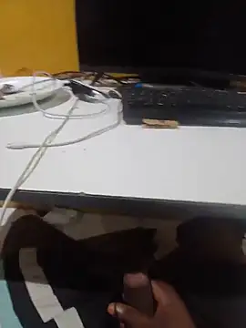 Snapshot of vumike chatting on 05-16-26, 02:16 vumike online show from 05-16-26, 02:16