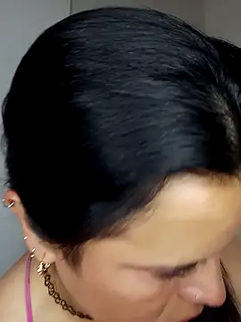 Hanna Kieran online show from 10-15-25, 03:17