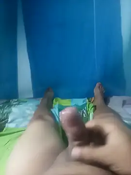 Snapshot of cora08 chatting on 10-31-25, 05:30 cora08 online show from 10-31-25, 05:30