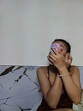 Oriana111 online show from 05-31-26, 05:31