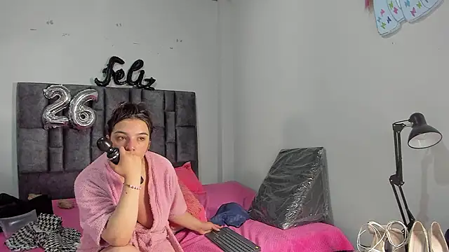 Esmeraldaa- online show from 03-07-26, 09:12