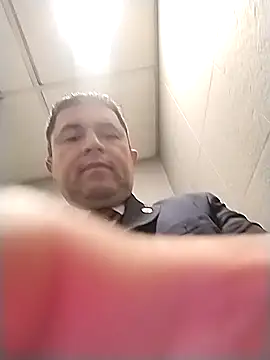 BigCristh79 online show from 12-13-25, 08:25