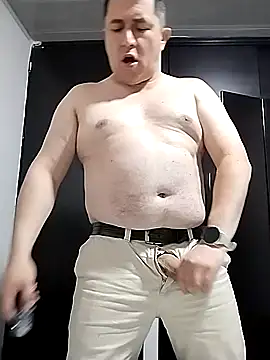 BigCristh79 online show from 02-25-26, 01:43