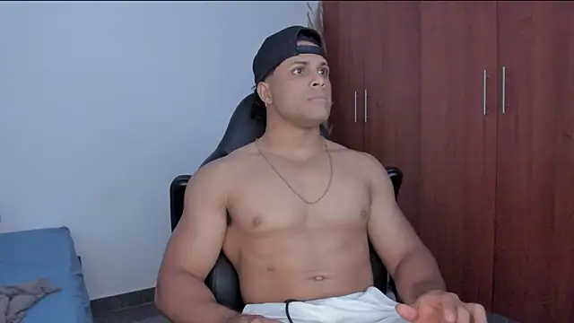 Evansdark1 online show from 04-06-26, 10:44