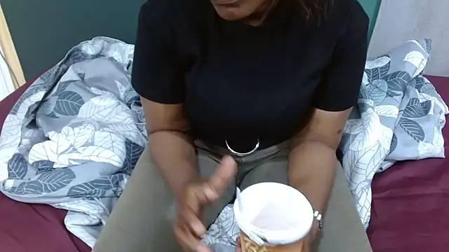 sexythae32 online show from 02-06-26, 11:24