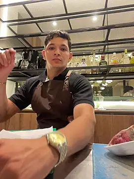 RobinLenoxx online show from 10-29-25, 02:03