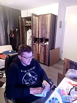 Snapshot of liema3156 chatting on 11-03-25, 08:54 liema3156 online show from 11-03-25, 08:54