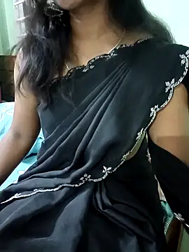Snapshot of Laxmipriyatamil chatting on 05-28-26, 11:13 Laxmipriyatamil online show from 05-28-26, 11:13