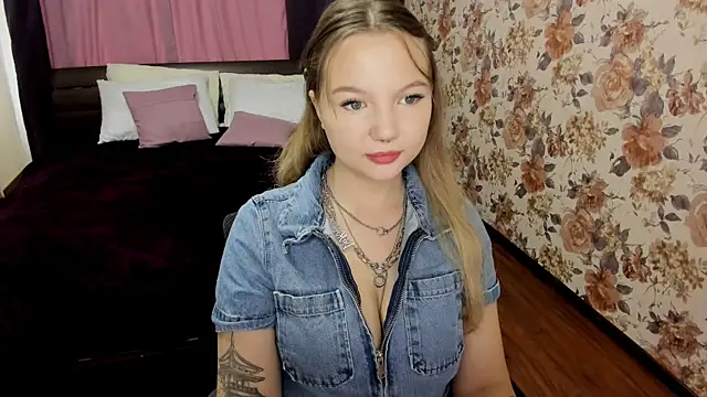 MariaRobinsone online show from 09-29-25, 05:12