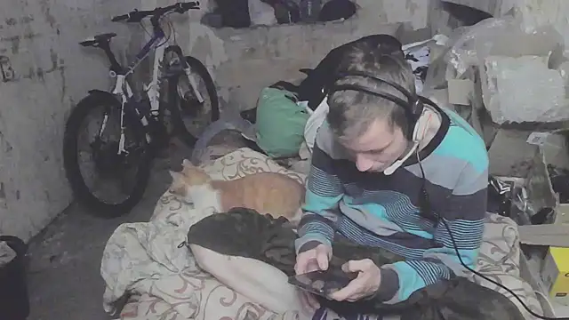 makarov1993 online show from 10-12-25, 05:56