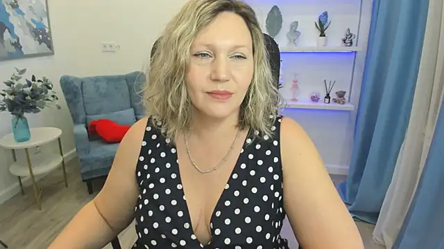 NinaStarle online show from 05-09-26, 11:37