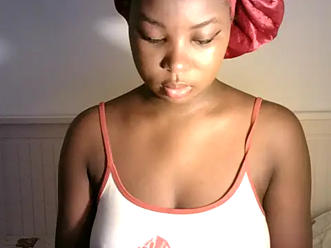 Snapshot of zoe215 chatting on 06-30-26, 10:27 zoe215 online show from 06-30-26, 10:27