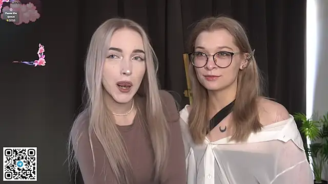 Snapshot of MaeEversley chatting on 09-13-25, 07:41 MaeEversley online show from 09-13-25, 07:41