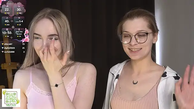 Snapshot of MaeEversley chatting on 09-19-25, 07:43 MaeEversley online show from 09-19-25, 07:43