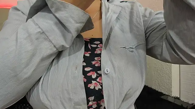 katherine blair online show from 01-16-26, 01:04