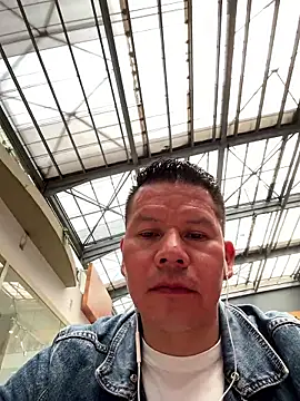 Manu0586 online show from 04-01-26, 03:20