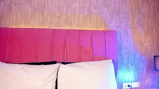 Kendra kobein online show from 03-11-26, 08:04