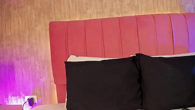 Kendra kobein online show from 03-12-26, 08:37