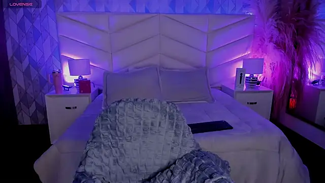 Snapshot of Valeria_carter chatting on 09-16-25, 09:16 Valeria carter online show from 09-16-25, 09:16