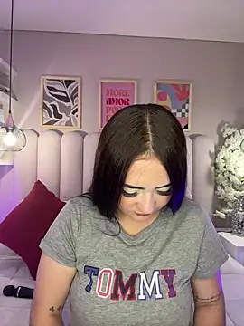 Snapshot of Valeria_carter chatting on 10-05-25, 12:58 Valeria carter online show from 10-05-25, 12:58