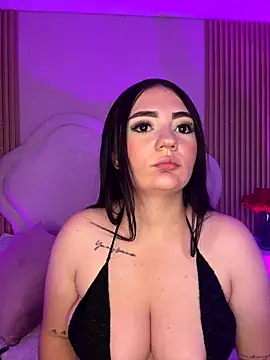 Snapshot of Valeria_carter chatting on 10-08-25, 08:39 Valeria carter online show from 10-08-25, 08:39