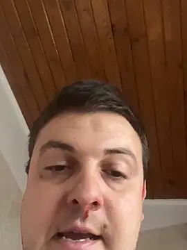 Snapshot of akskdkdjdkd chatting on 11-11-25, 12:16 akskdkdjdkd online show from 11-11-25, 12:16