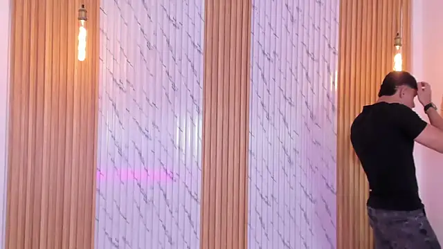 thomas walker0 online show from 10-14-25, 12:28