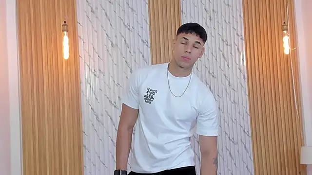 thomas walker0 online show from 10-30-25, 11:44