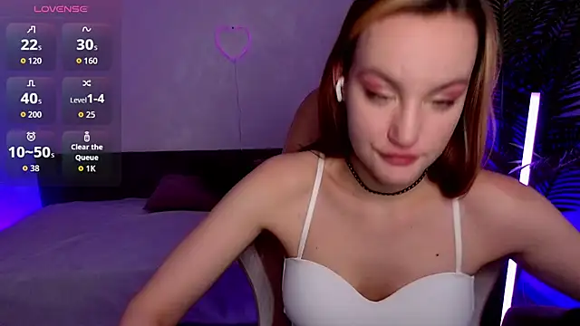 Snapshot of Ida_FaneStain chatting on 02-20-26, 06:26 Ida FaneStain online show from 02-20-26, 06:26