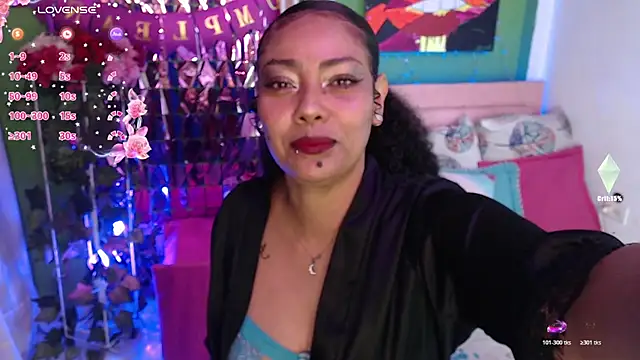 Snapshot of katherinnyazz chatting on 11-15-25, 03:52 katherinnyazz online show from 11-15-25, 03:52