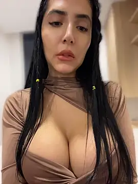 Snapshot of oh_nina chatting on 07-06-26, 11:51 oh nina online show from 07-06-26, 11:51