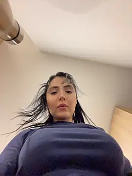 Snapshot of oh_nina chatting on 07-08-26, 12:26 oh nina online show from 07-08-26, 12:26