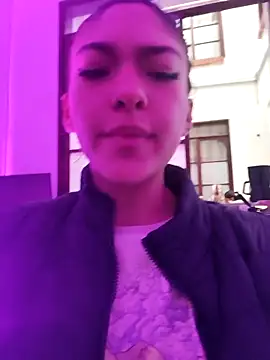 Victoria Beaumont online show from 04-08-26, 11:43