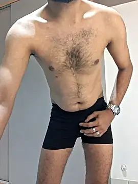 Snapshot of Vince-18 chatting on 06-23-26, 12:19 Vince-18 online show from 06-23-26, 12:19