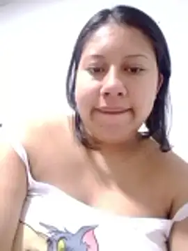 Snapshot of Hot_Rihanna chatting on 03-04-26, 11:38 Hot Rihanna online show from 03-04-26, 11:38