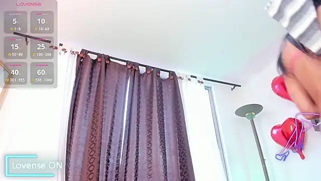 Snapshot of miaroberts69 chatting on 02-21-26, 10:55 miaroberts69 online show from 02-21-26, 10:55