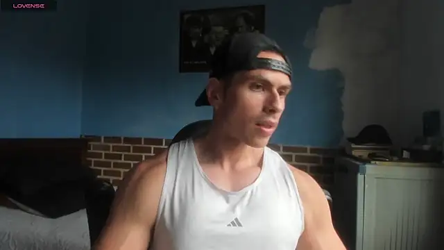 Snapshot of justinkarter chatting on 06-17-26, 04:19 justinkarter online show from 06-17-26, 04:19