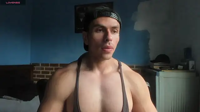 Snapshot of justinkarter chatting on 06-18-26, 05:50 justinkarter online show from 06-18-26, 05:50