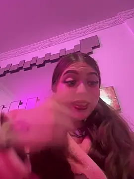 Cloee XD online show from 04-28-26, 04:17