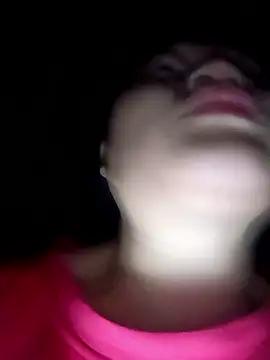 Snapshot of memeto_sexy chatting on 11-12-25, 01:33 memeto sexy online show from 11-12-25, 01:33