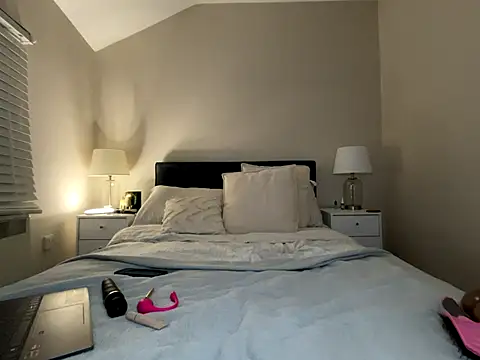 Snapshot of FrancescaXO chatting on 09-23-25, 07:50 FrancescaXO online show from 09-23-25, 07:50