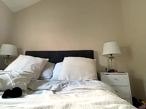 Snapshot of FrancescaXO chatting on 09-25-25, 02:32 FrancescaXO online show from 09-25-25, 02:32