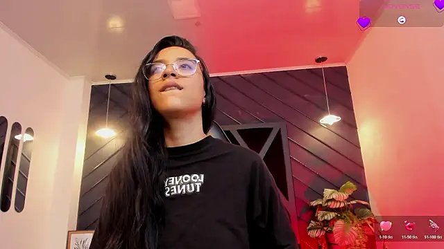 zoe martins  online show from 02-02-26, 05:33