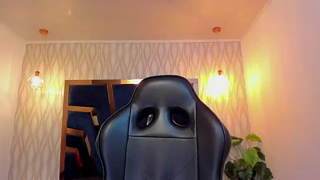 zoe martins  online show from 02-11-26, 05:29