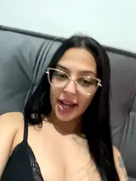 Snapshot of jujuarantes__2025 chatting on 09-24-25, 03:15 jujuarantes 2025 online show from 09-24-25, 03:15