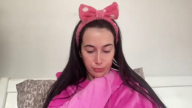 Snapshot of Talyo19 chatting on 09-28-25, 09:58 Talyo19 online show from 09-28-25, 09:58